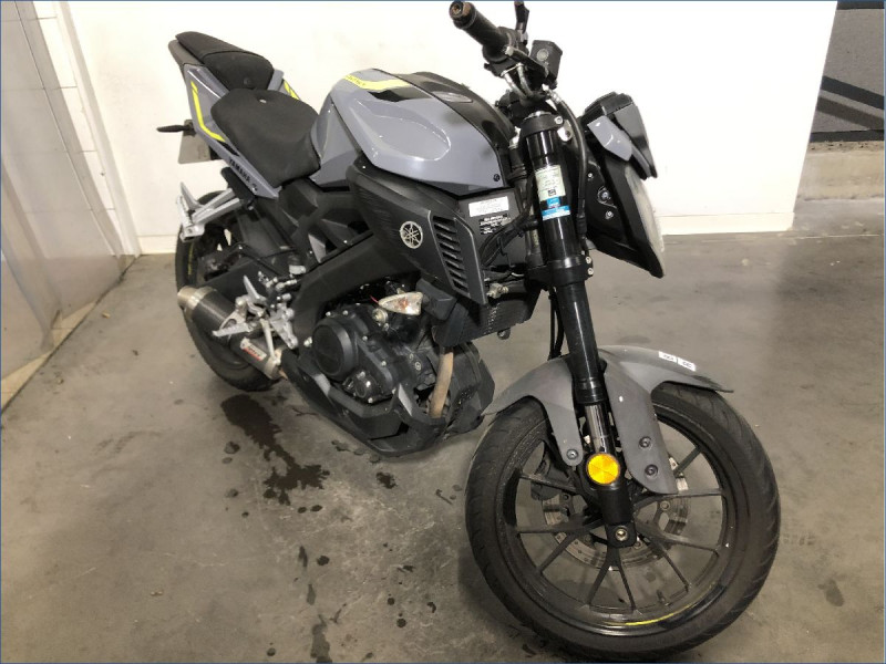 YAMAHA MT125 