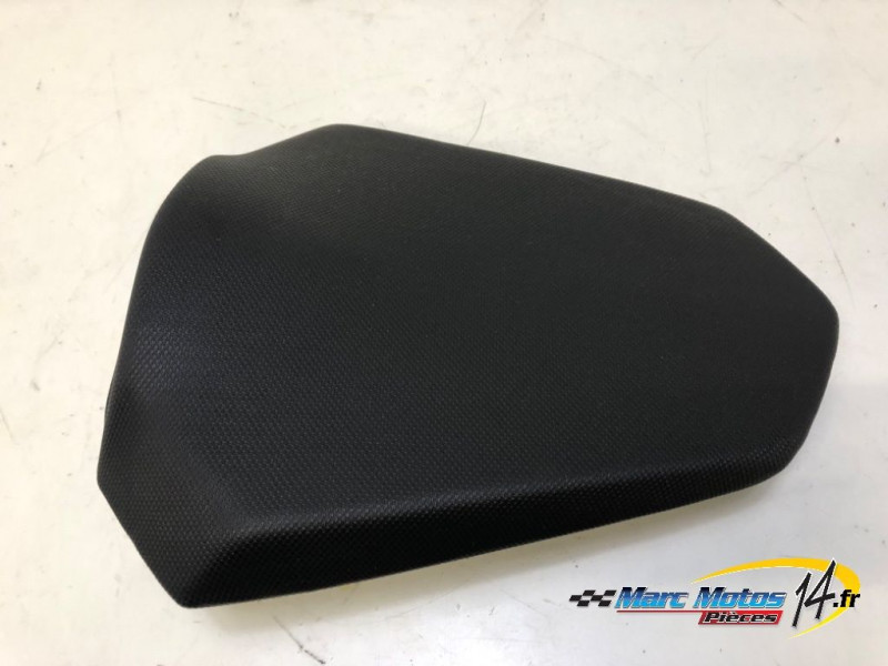 SELLE ARRIERE HONDA 750 HORNET 2023