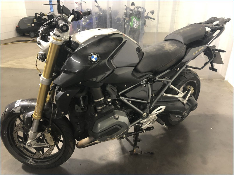 BMW R1200R 