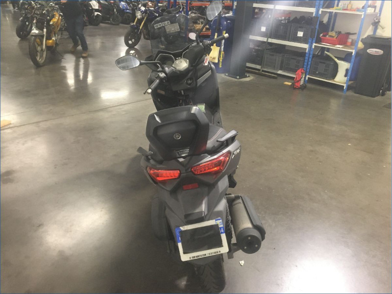 YAMAHA 125 XMAX 