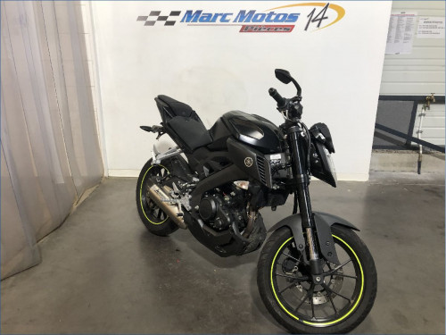 YAMAHA MT125 