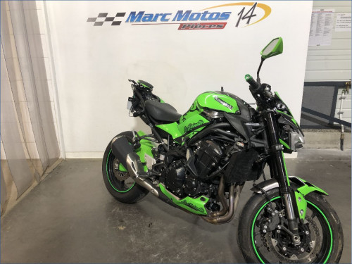 KAWASAKI Z900 