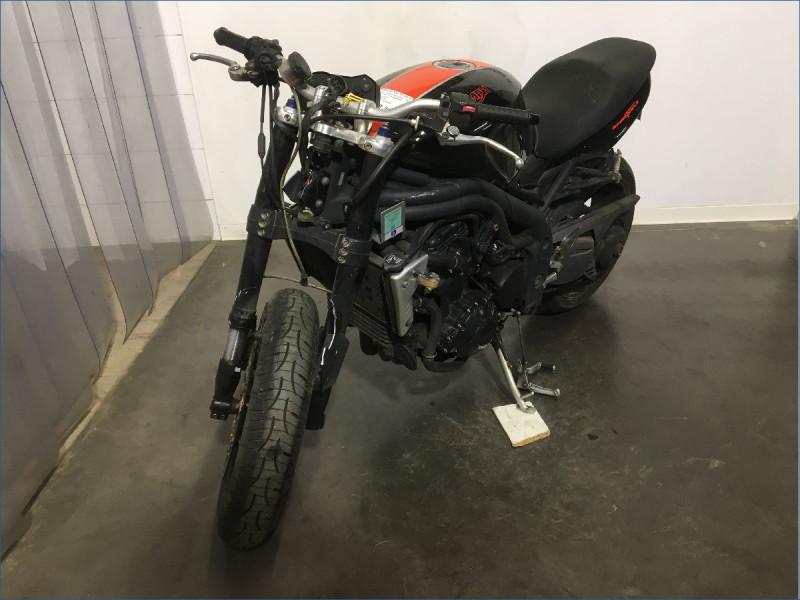 TRIUMPH 1050 SPEED TRIPLE 